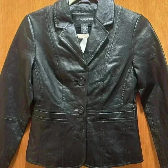 Leather jacket. Size 0 - Picture 3 of 8